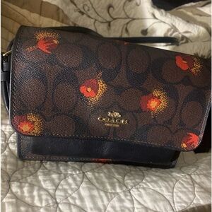 SOLD////Coach crossbody/waist purse